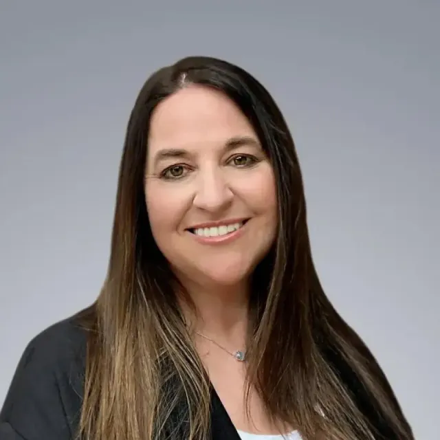 Candice Licht, Operations Manager